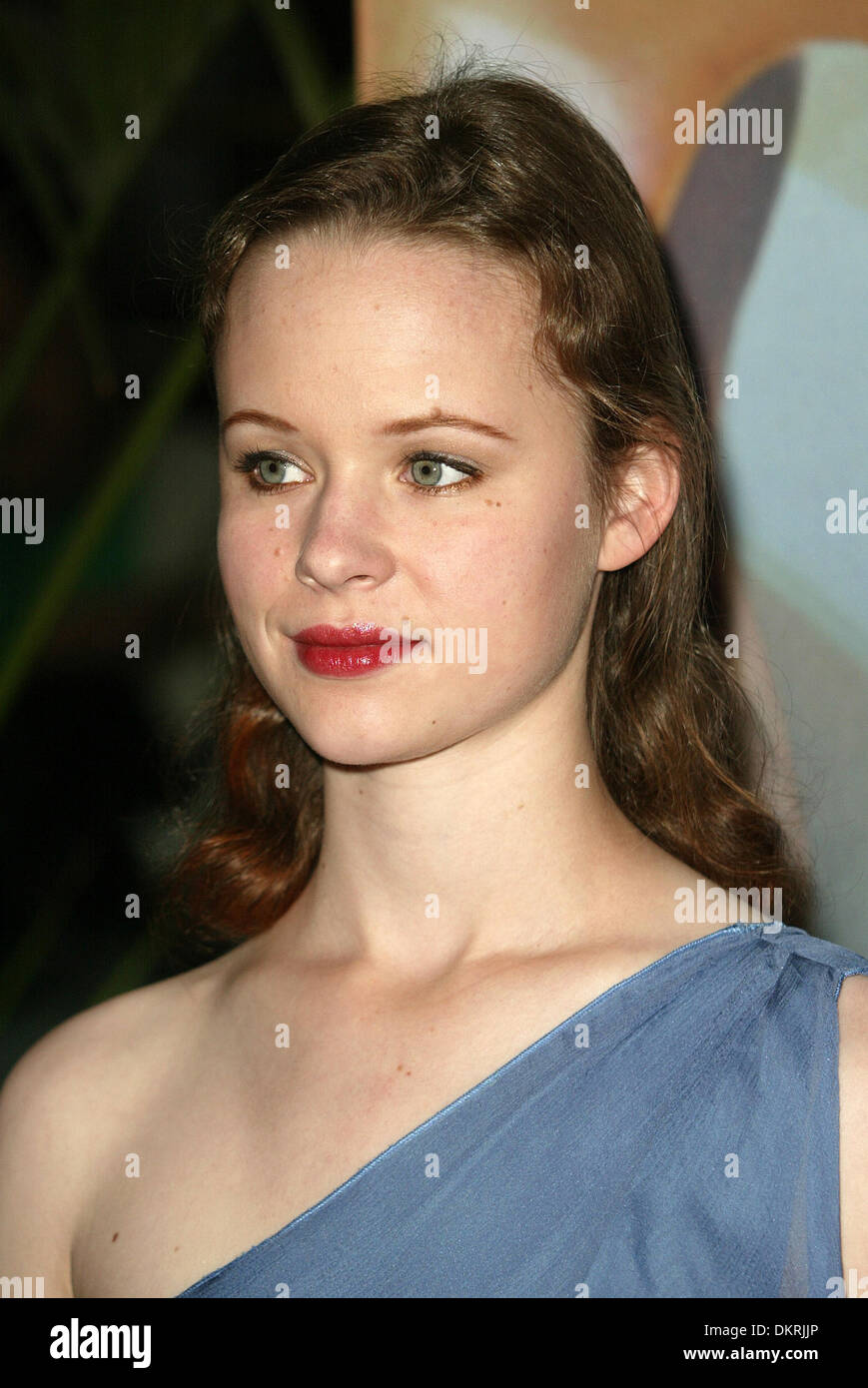 THORA BIRCH.ACTRESS.A.BEVERLY HILLS, LOS ANGELES, US.02/03/2002.LA183