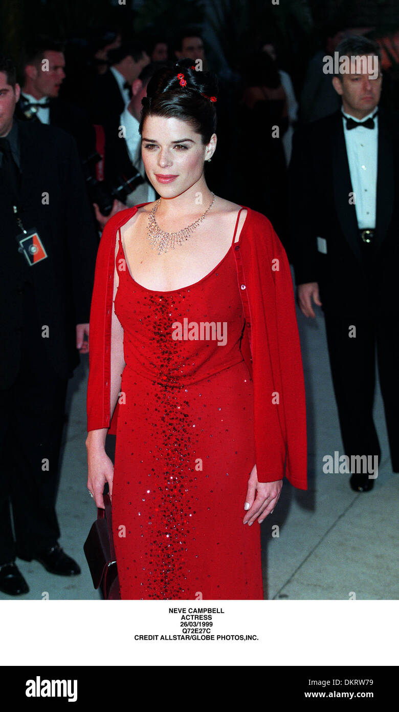 Neve campbell actress hi-res stock photography and images - Alamy