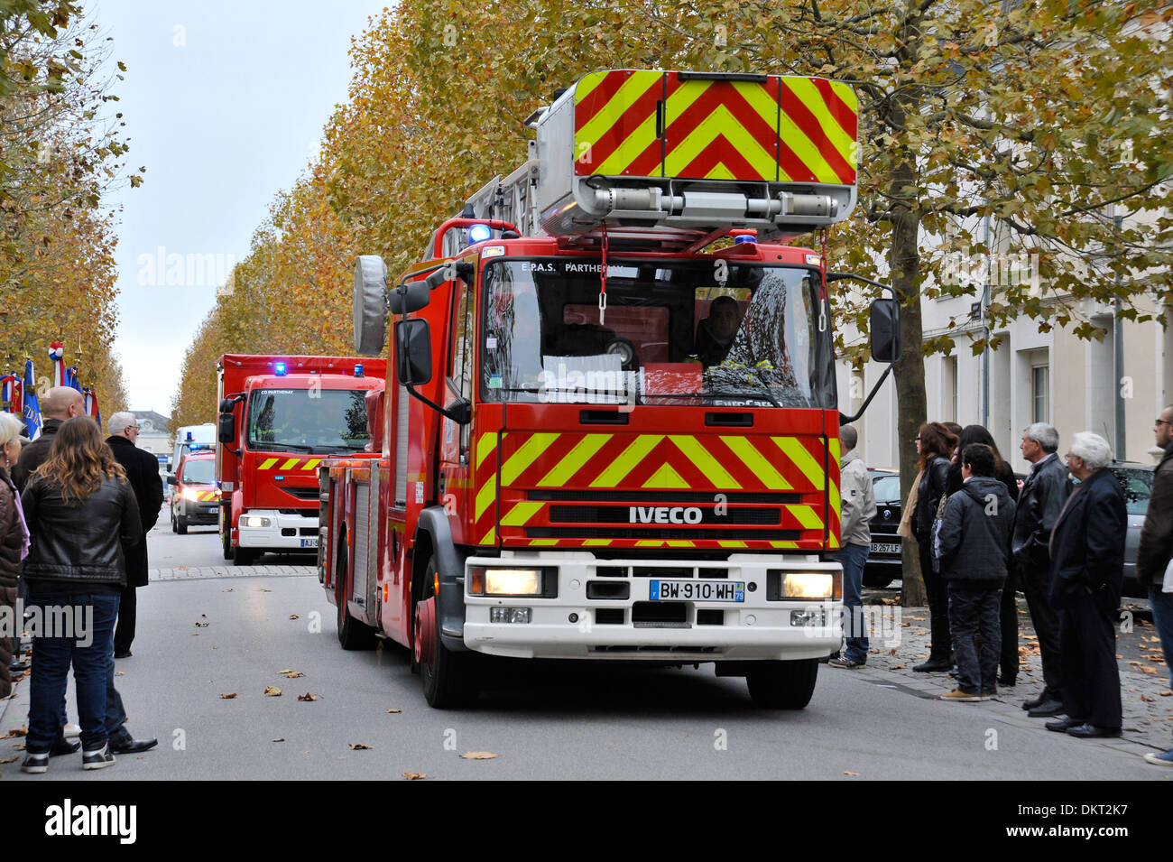 Remembrance day emergency services salute in Parthenay Deux-sevres France Stock Photo