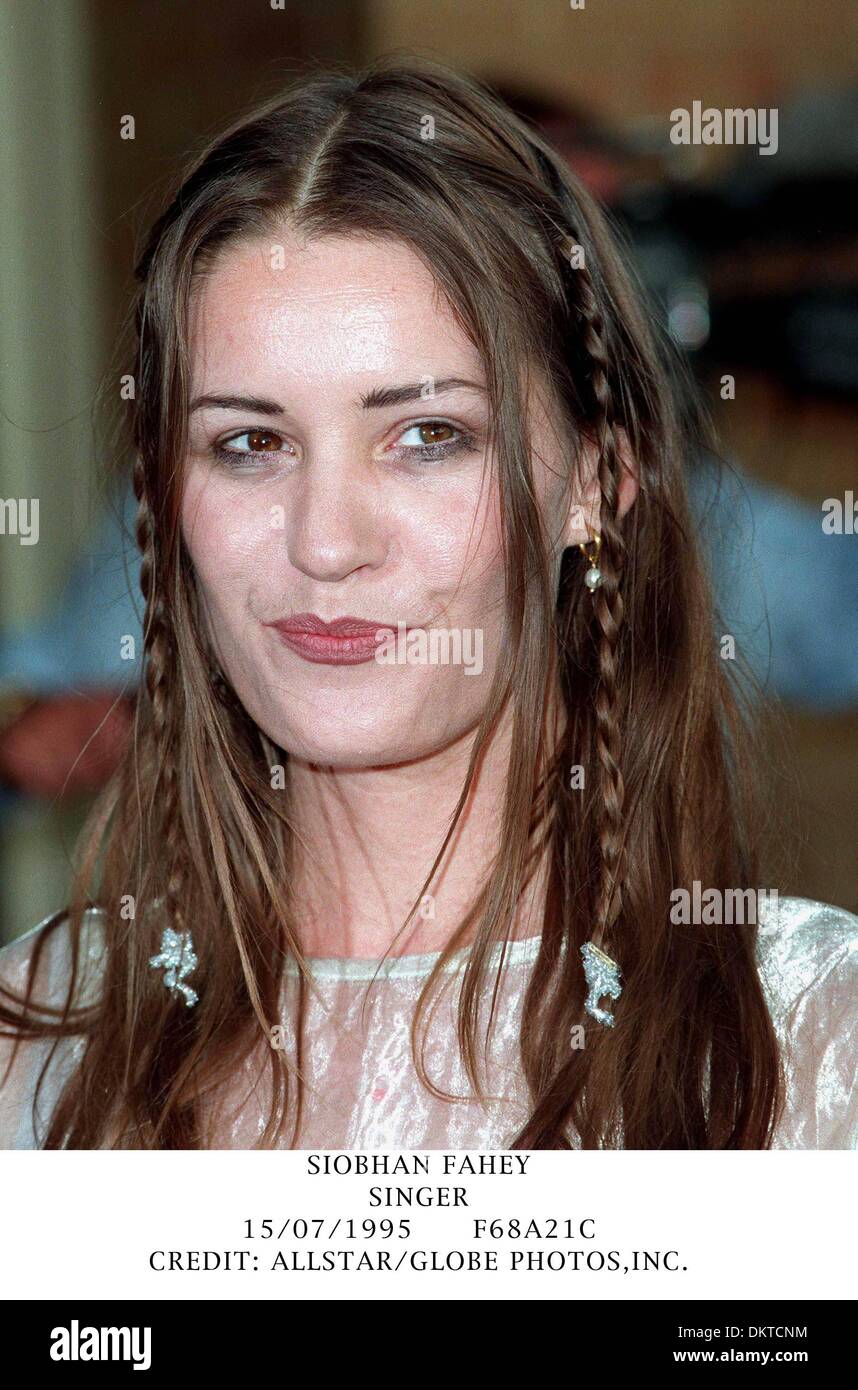 Siobhan fahey hi-res stock photography and images - Alamy