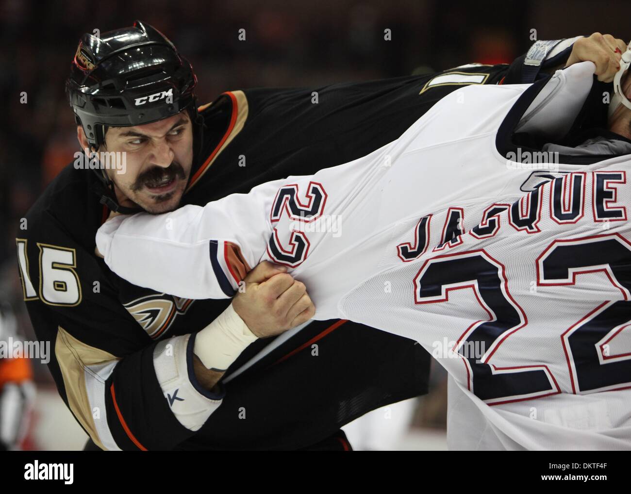 Dustin brown stanley cup hi-res stock photography and images - Alamy