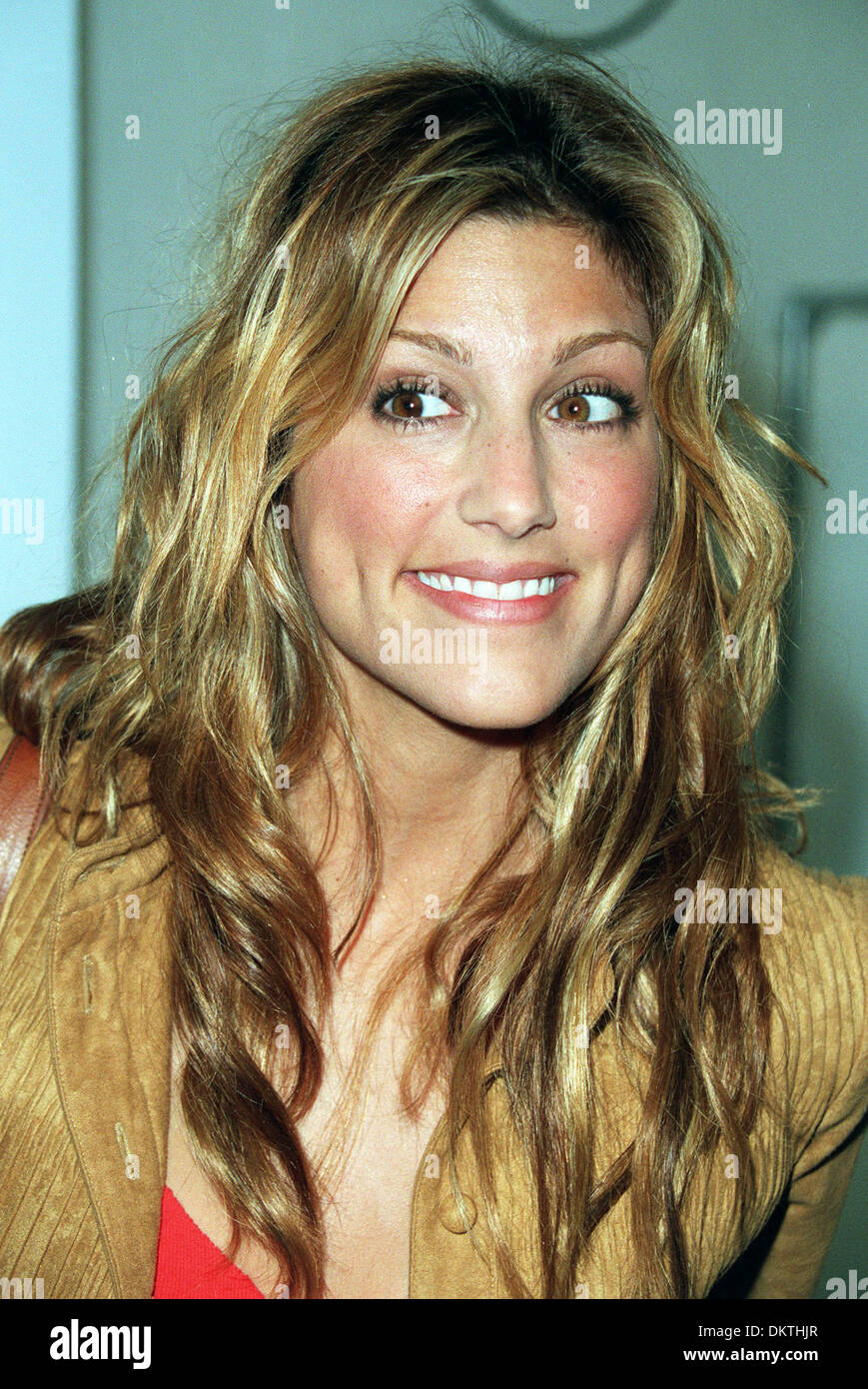 Ayollar porno suratlarini tomosha qiling