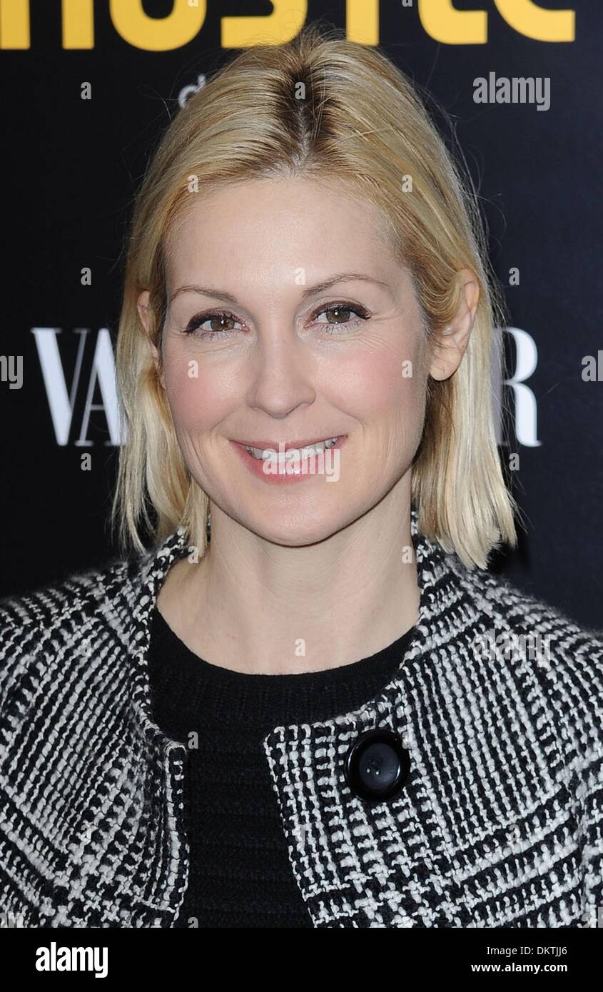 Kelly Rutherford Alamy New York, NY, USA. 8th Dec, 2013. Kelly Rutherford at arrivals for ...