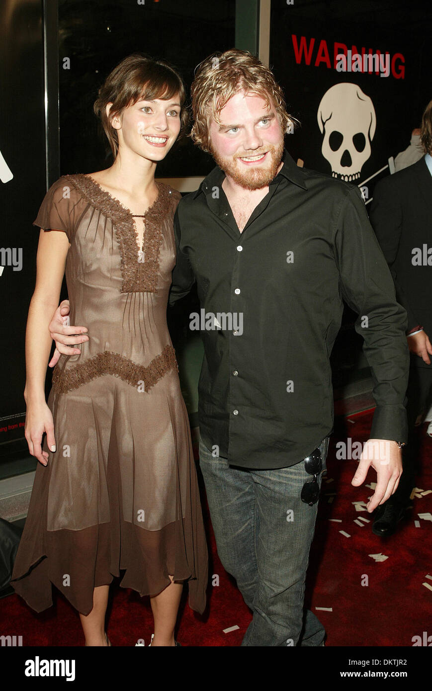 RYAN DUNN & GIRLFRIEND.ACTOR.ANGELES, USA.CINERAMA DOME, HOLLYWOOD, LOS