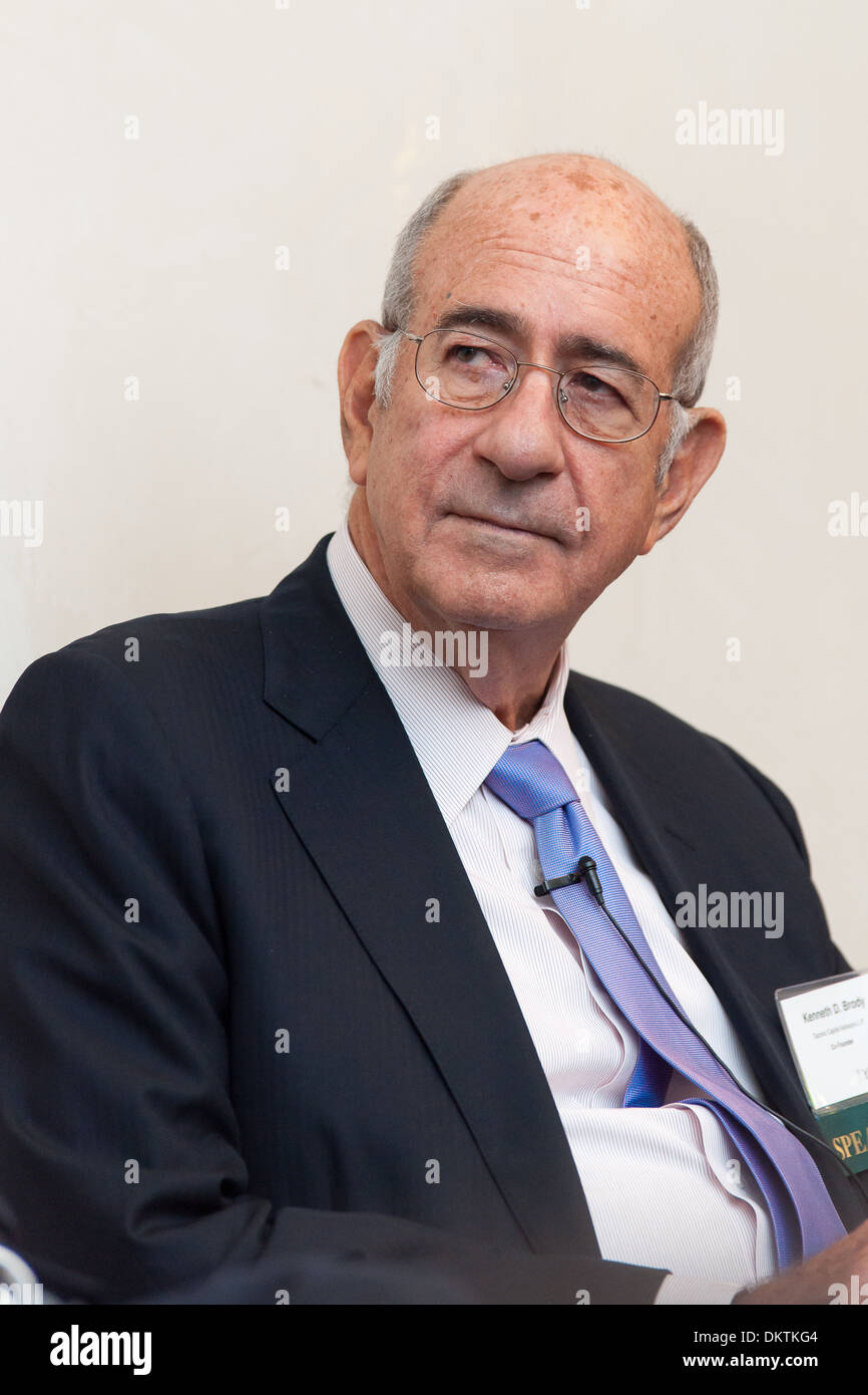 Ken Brody, a co-founder of the $8.2 billion hedge fund Taconic Capital Advisors LP Stock Photo