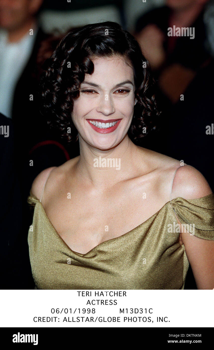 Teri hatcher 1998 hires stock photography and images Alamy