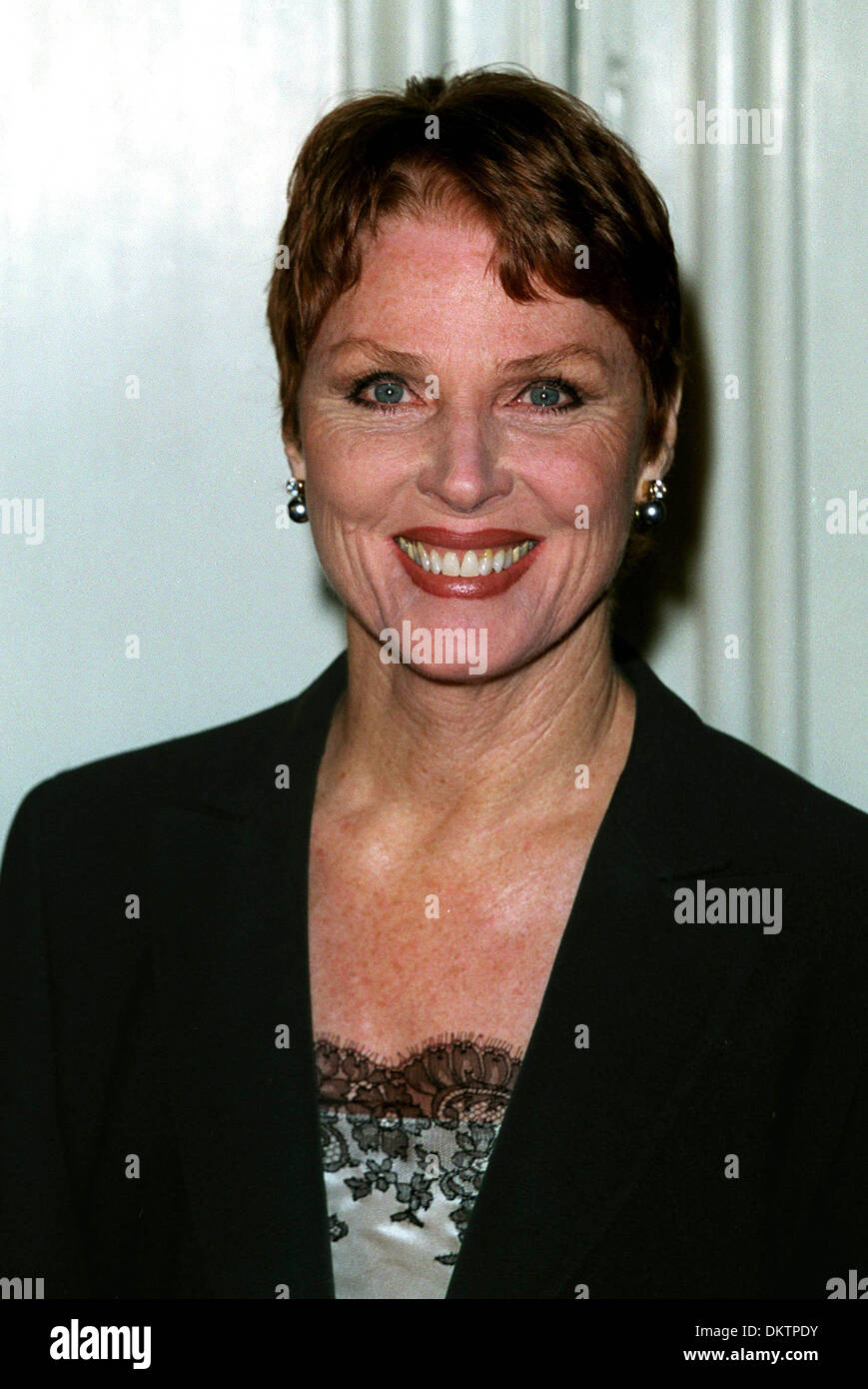 Mariette hartley hi-res stock photography and images - Alamy