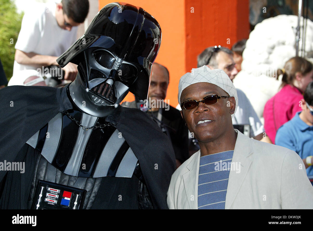 Sam Darth Raver SAMUEL L. JACKSON & DARTH.ACTOR & STAR WARS CHARACTERS.LYWOOD, LOS ...