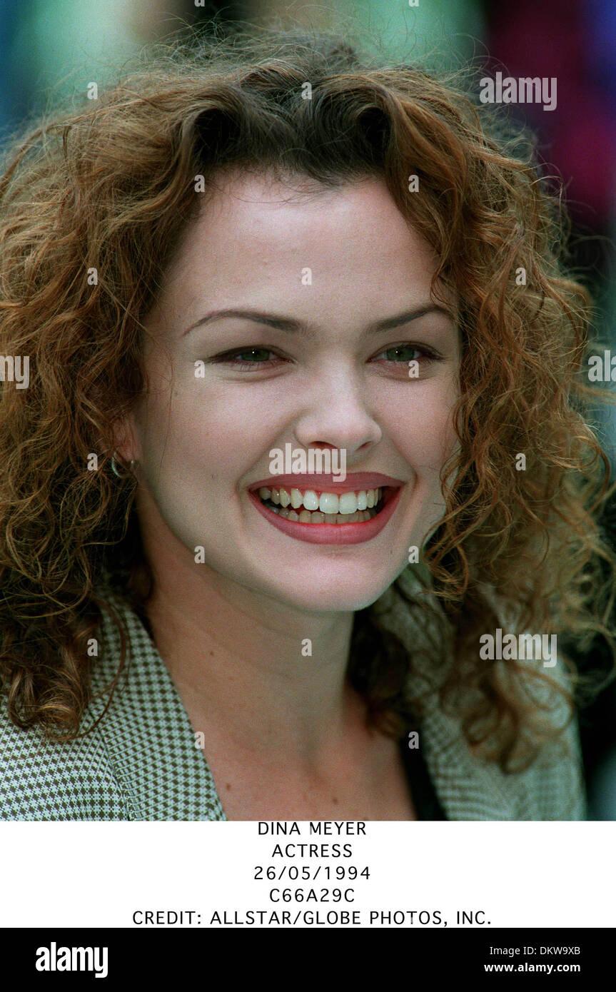 DINA MEYER.ACTRESS.26/05/1994.C66A29C Stock Photo: 63866163 - Alamy