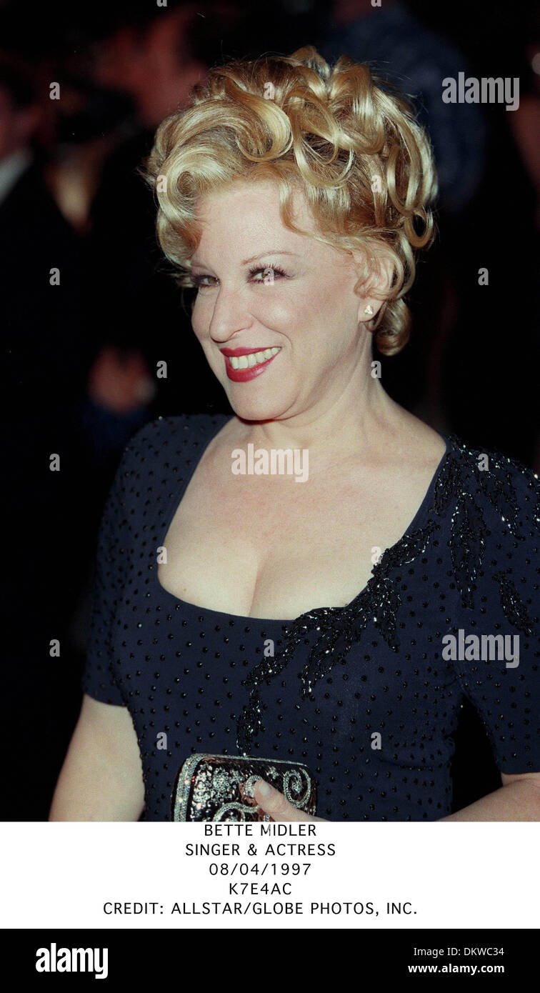 Bette Midler Hi-res Stock Photography And Images - Alamy