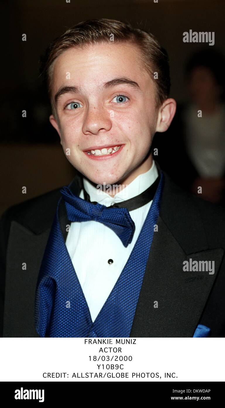 Frankie muniz 2000 hi-res stock photography and images - Alamy