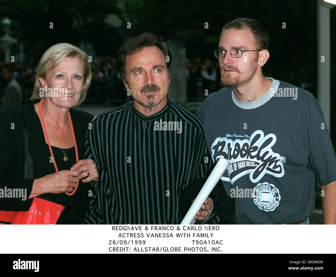 REDGRAVE & FRANCO & CARLO NERO.ACTRESS VANESSA WITH FAMILY.26/09/1999.T90A10AC. Stock Photo