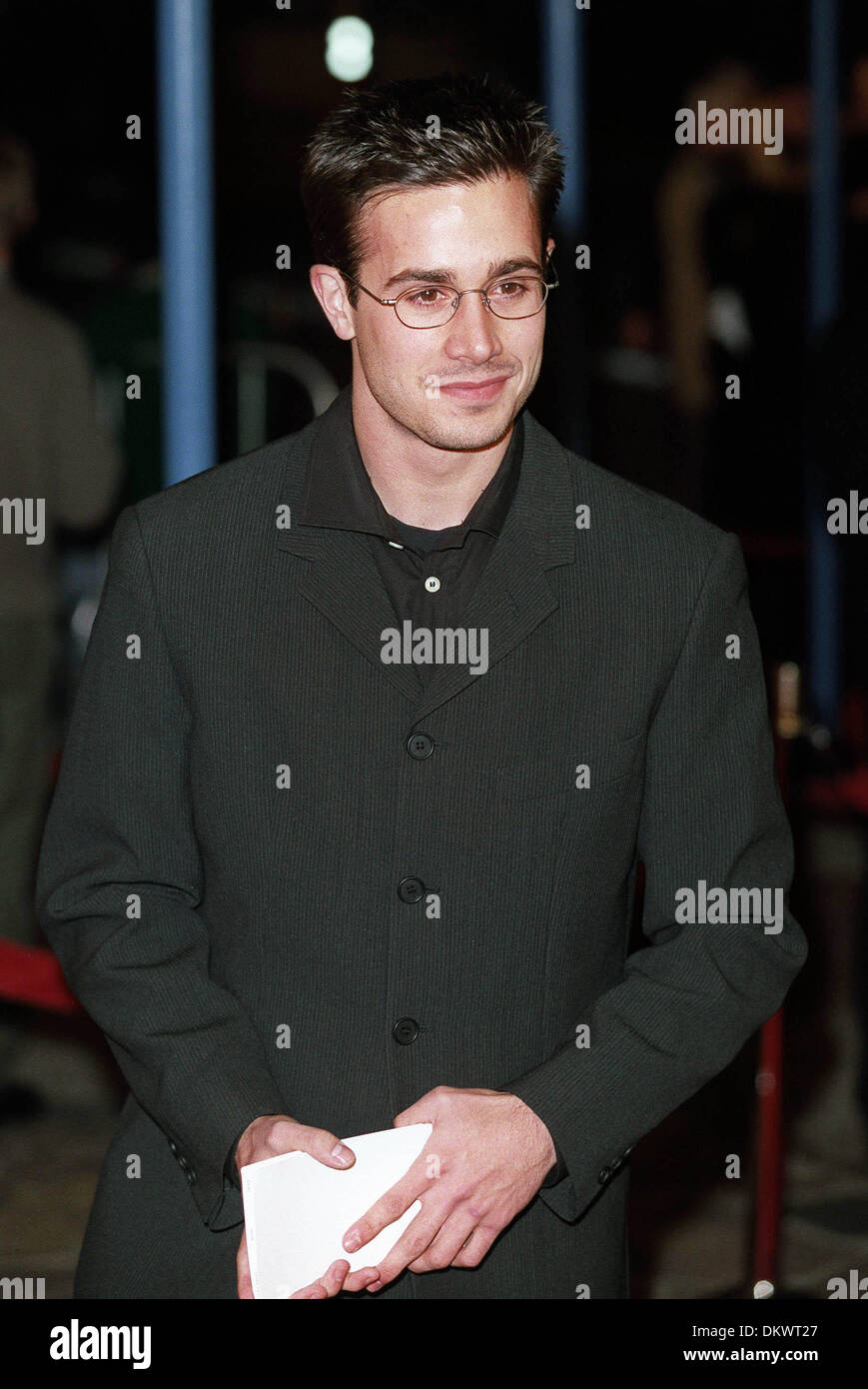 FREDDIE PRINZE JR.ACTOR.17/12/1999.V42D2C Stock Photo Alamy
