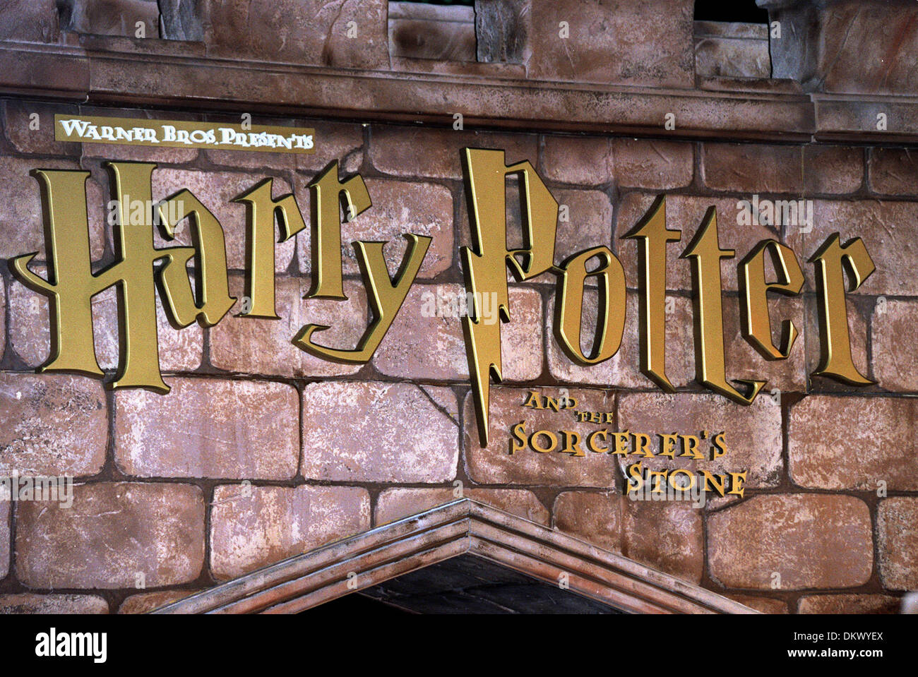 HARRY POTTER SIGN.HARRY POTTER SIGN.HOLLYWOOD, LA,USA.14/11/2001