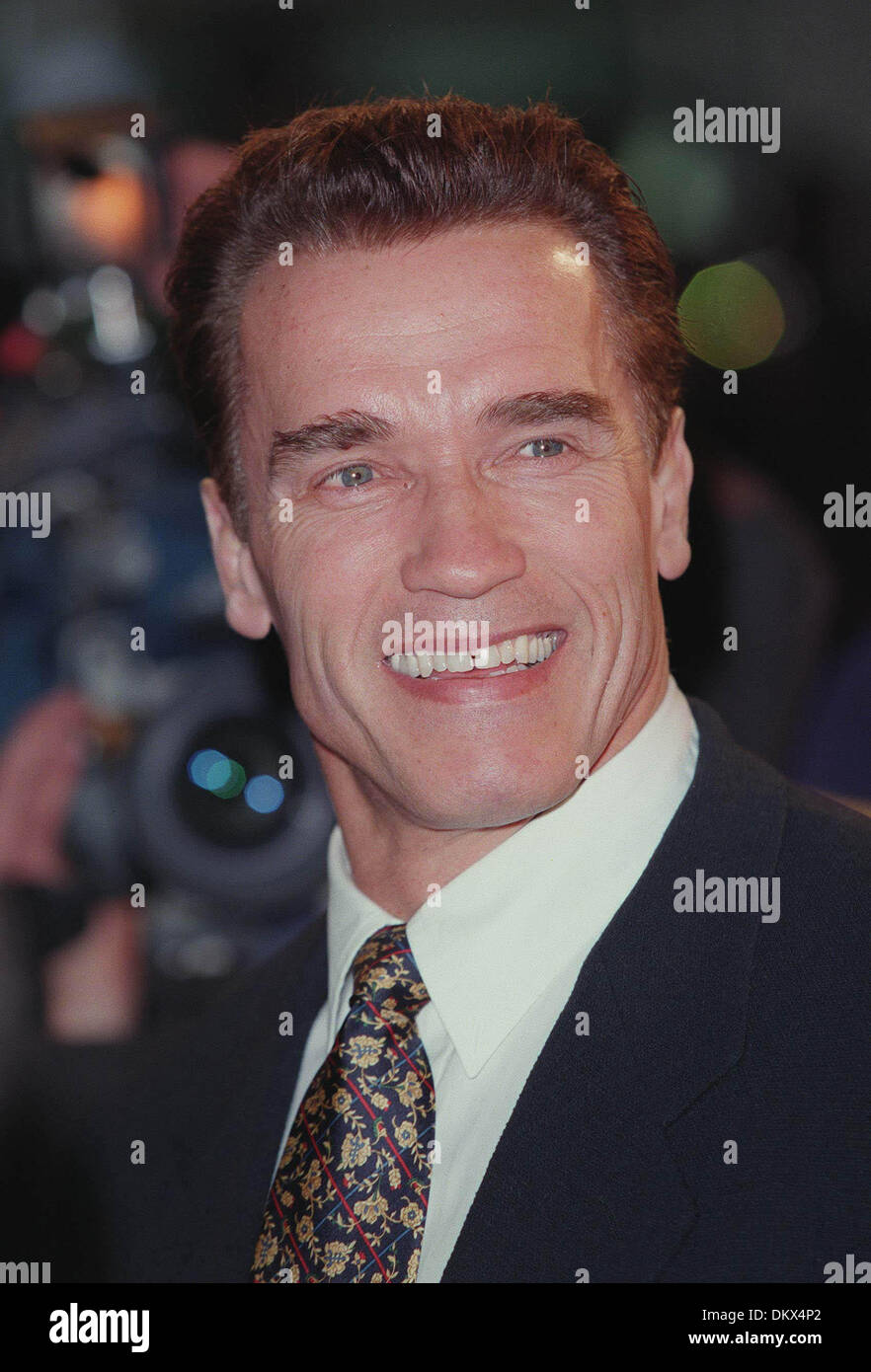 Arnold schwarzenegger 1996 hi-res stock photography and images - Alamy