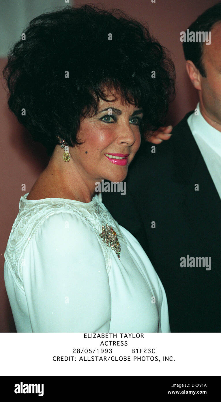 Elizabeth taylor 1993 hi-res stock photography and images - Alamy