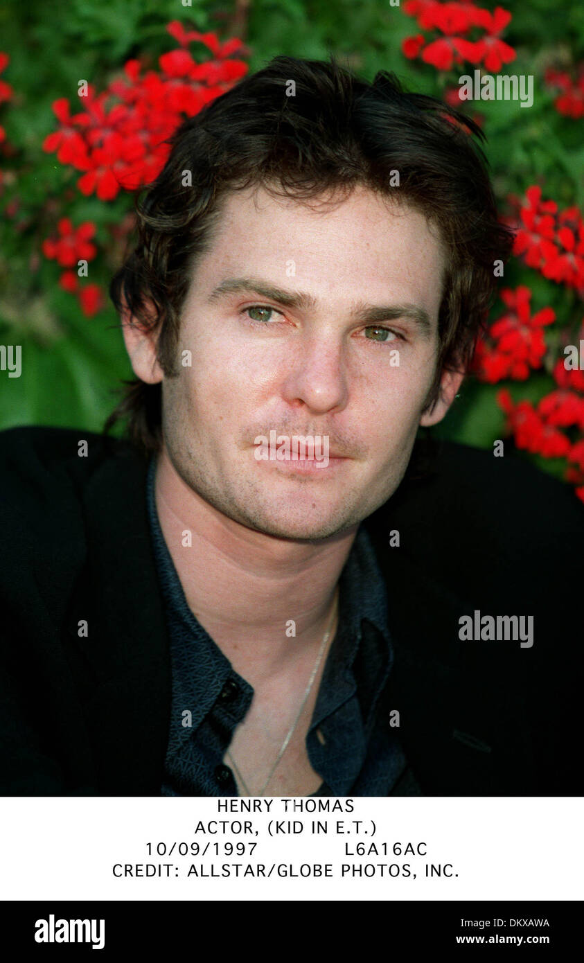 HENRY THOMAS.ACTOR, KID IN E.T.).10/09/1997.L6A16AC Stock Photo Alamy