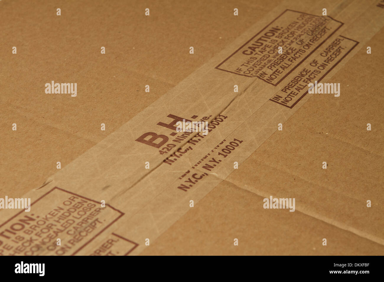 B&H Photo Video Pro Audio shipping package Stock Photo - Alamy