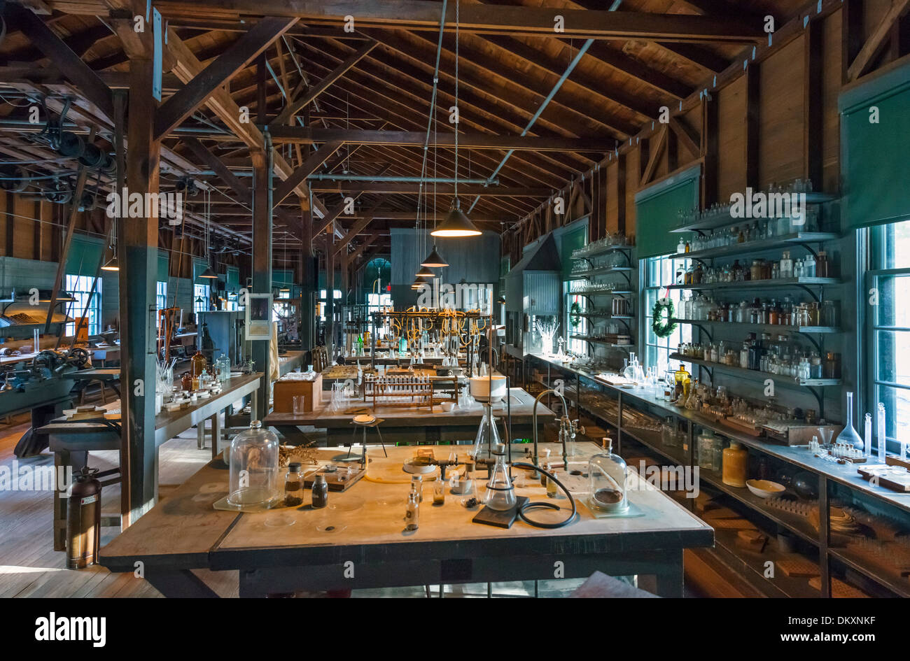 Thomas Edison Laboratory. The Botanic Research Lab, as it was when Edison left it, Edison and Ford Winter Estates, Fort Myers, Florida, USA Stock Photo