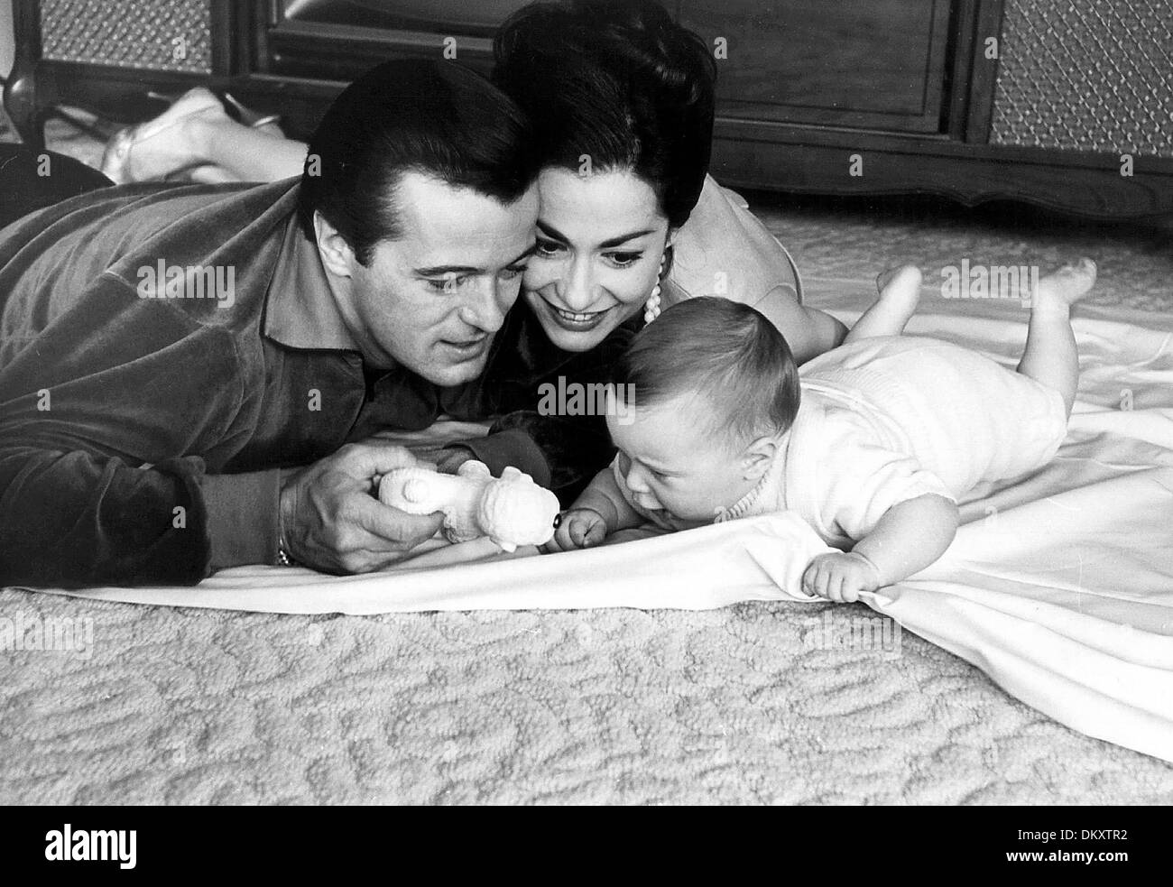 Robert goulet hires stock photography and images Alamy