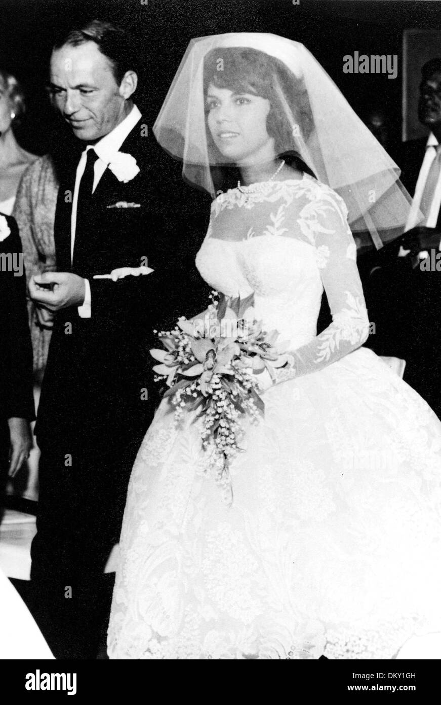 Sept. 10, 2002 - FRANK SINATRA AND NANCY SINATRA JR. AT HER WEDDING TO TOMMY SANDS IN LAS VEGAS.Â©NATE CUTLER/(Credit Image: © Globe Photos/ZUMAPRESS.com) Stock Photo