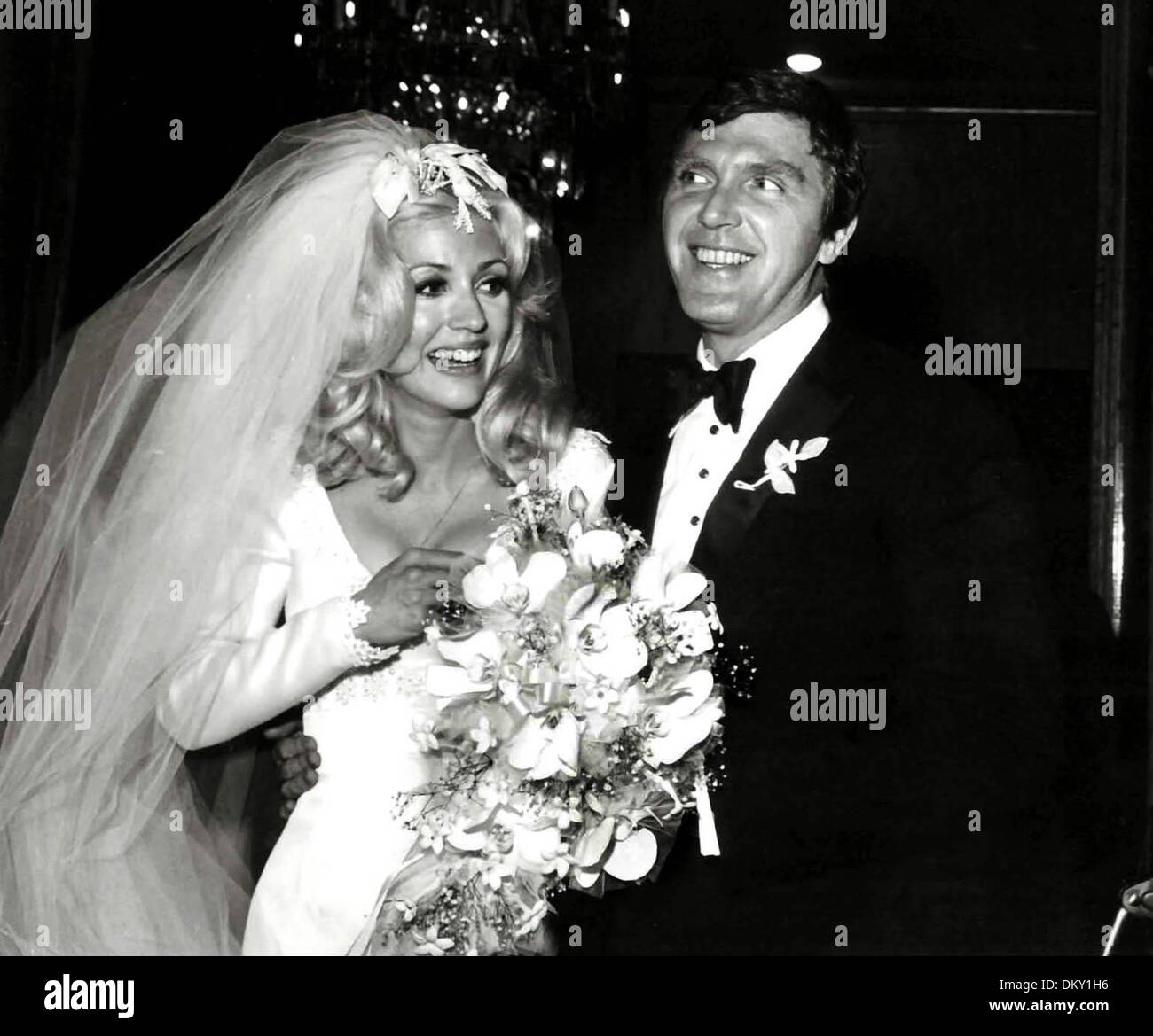 Sept 13 2002 robert lansing and bride geri hardy nate cutler