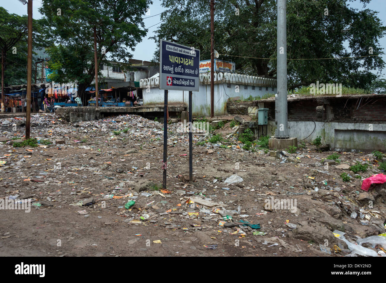 Garbage on the way up Pavagadh Hill, Champaner-Pavagadh Archaeological ...