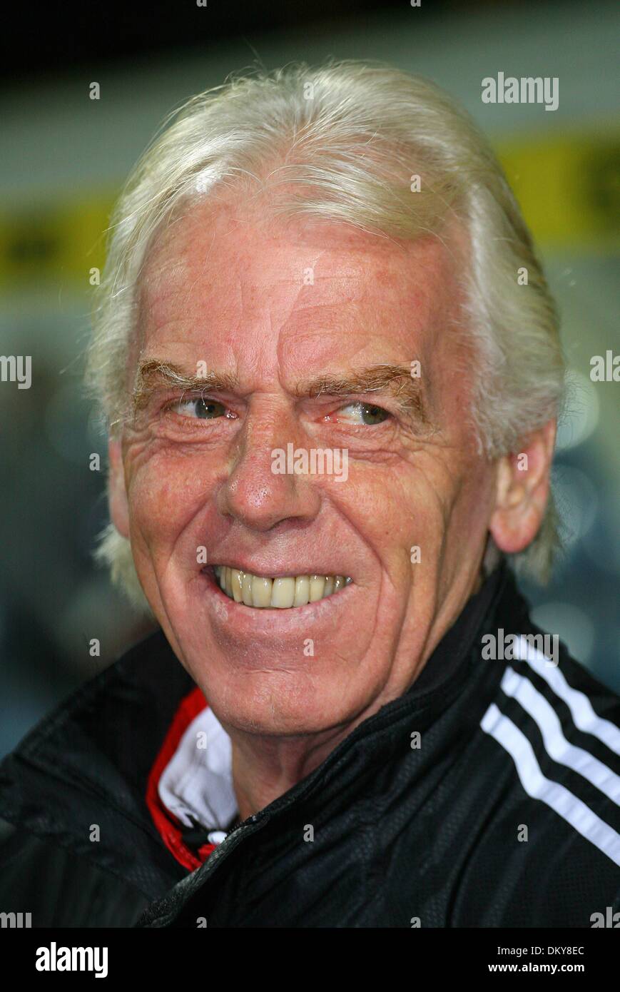 Apr. 19, 1942 - Loftus Road Qpr, LONDON - LEO BEENHAKKER.TRINIDAD ...