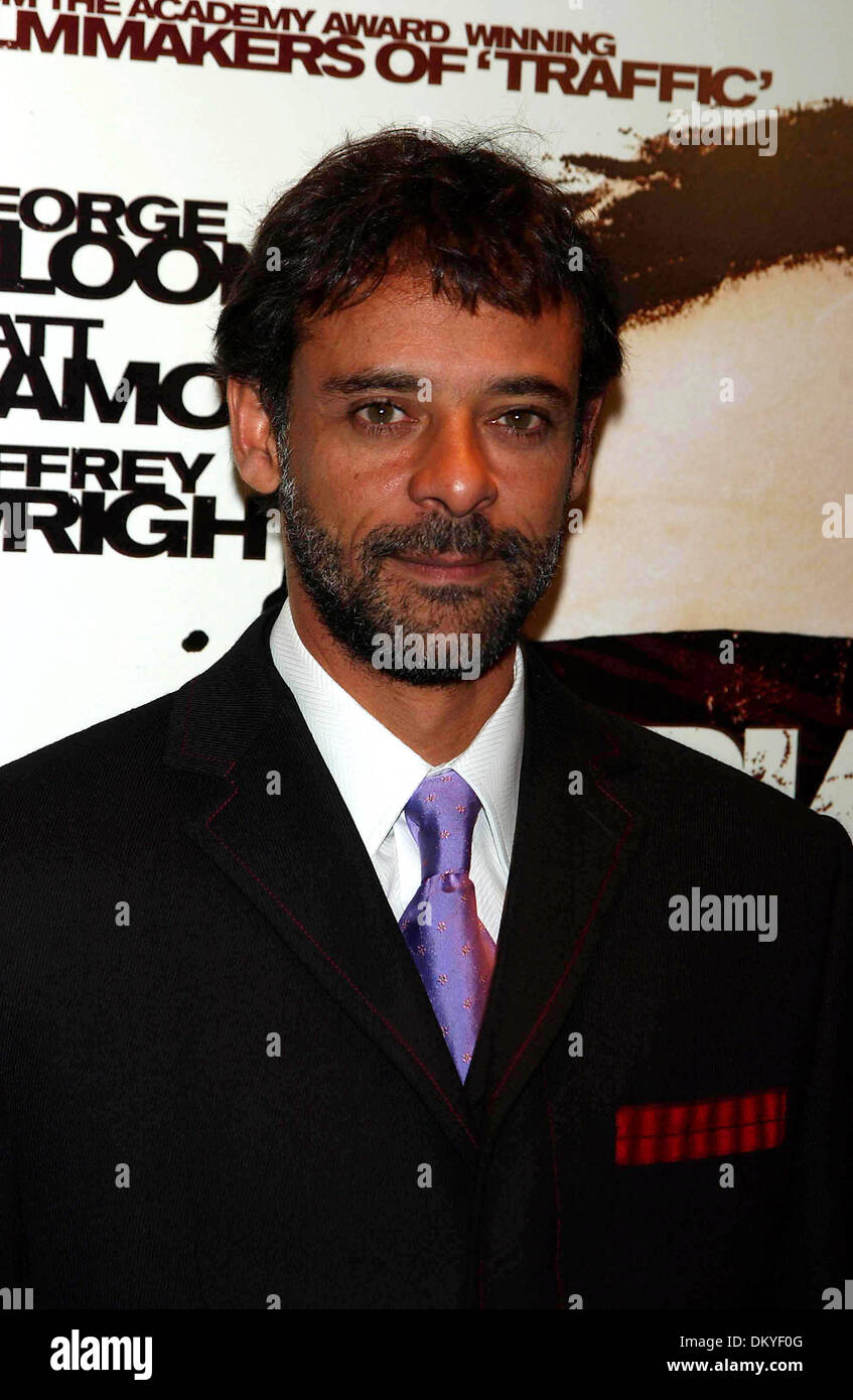 Alexander siddig hi-res stock photography and images - Alamy