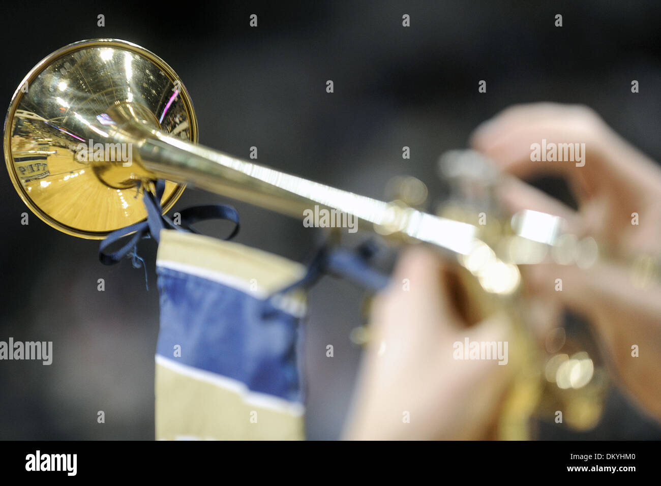 Herald trumpet hires stock photography and images Alamy