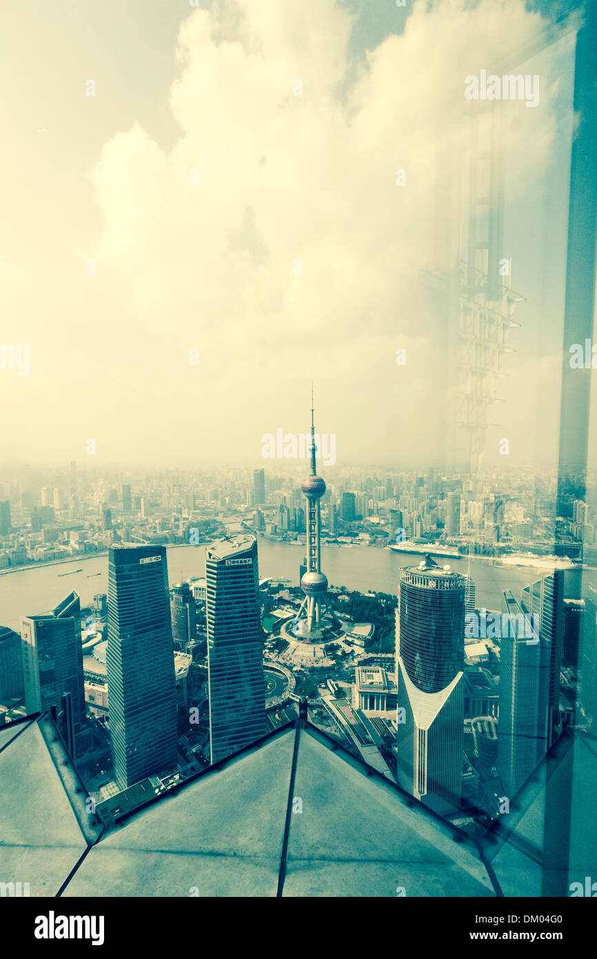 View of the Oriental Pearl Tower, Lujiazui financial district, Pudong, Shanghai, China Stock Photo