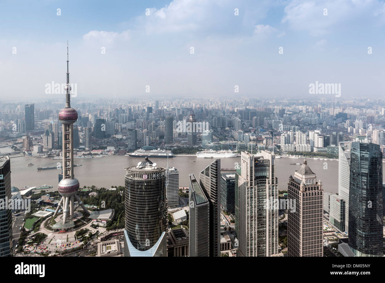 Oriental Pearl Tower, Lujiazui financial district, Pudong, Shanghai, China Stock Photo