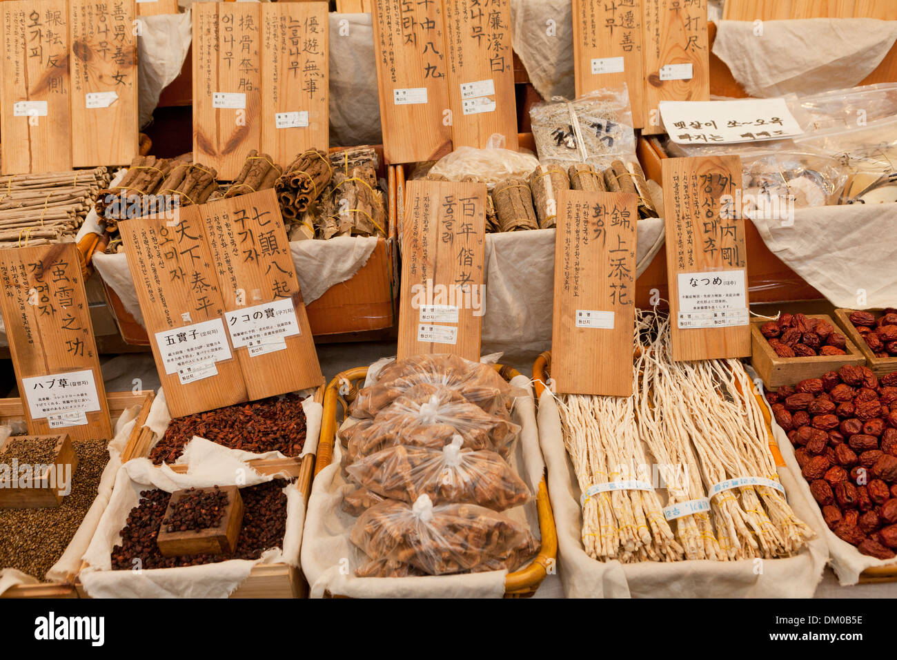Medicinal herbs and plants for sale at traditional market Seoul