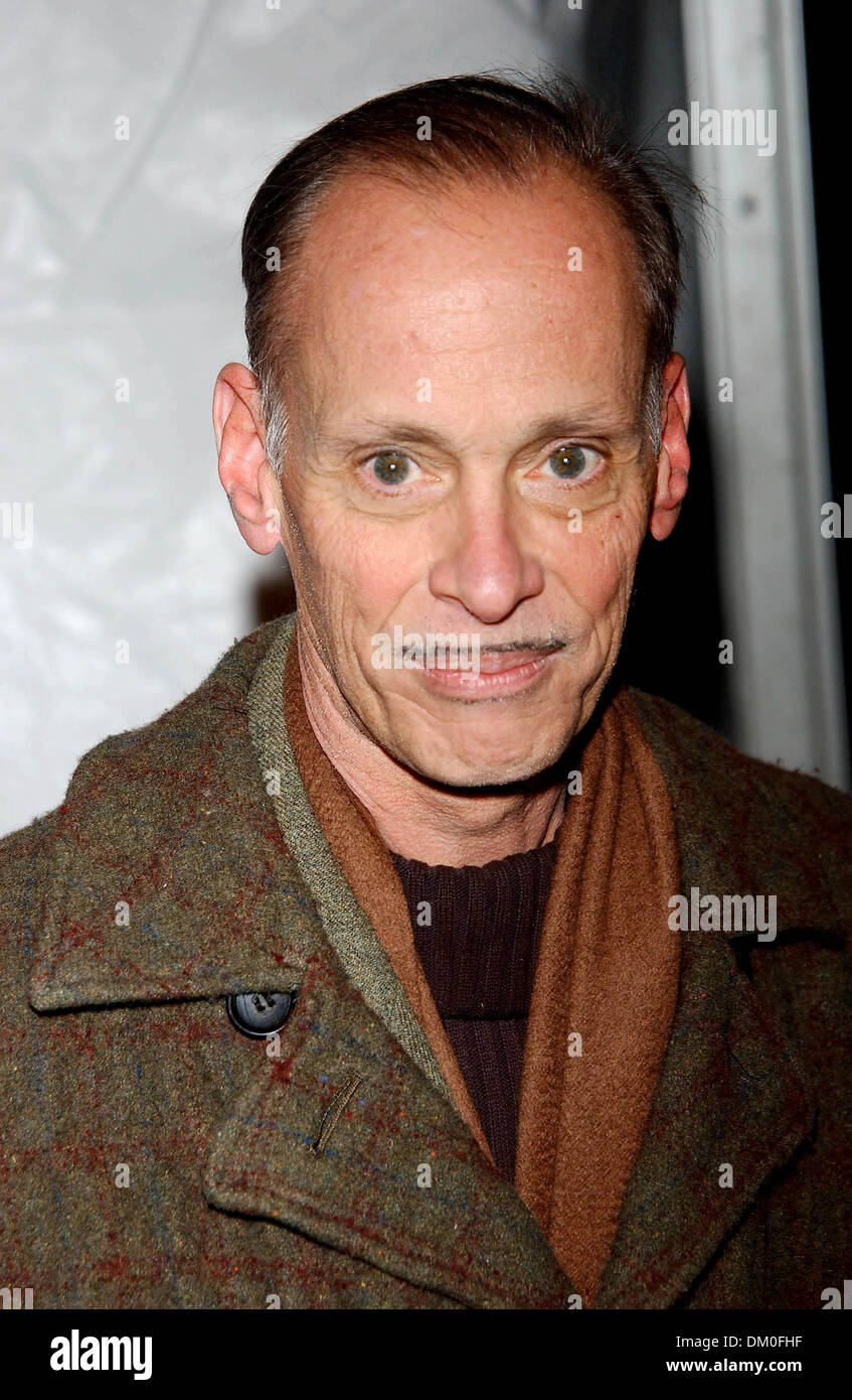 June 19, 2001 - .K41268AR.THE CELEBRATED RELEASE OF THE 25TH ANNIVERSARY AND COLLECTOR'S EDITION ''RAGING BULL'' DVD..THE ZIEGFELD THEATRE, NEW YORK CITY..1-27-2005. ANDREA RENAULT /    2005.JOHN WATERS(Credit Image: © Globe Photos/ZUMAPRESS.com) Stock Photo
