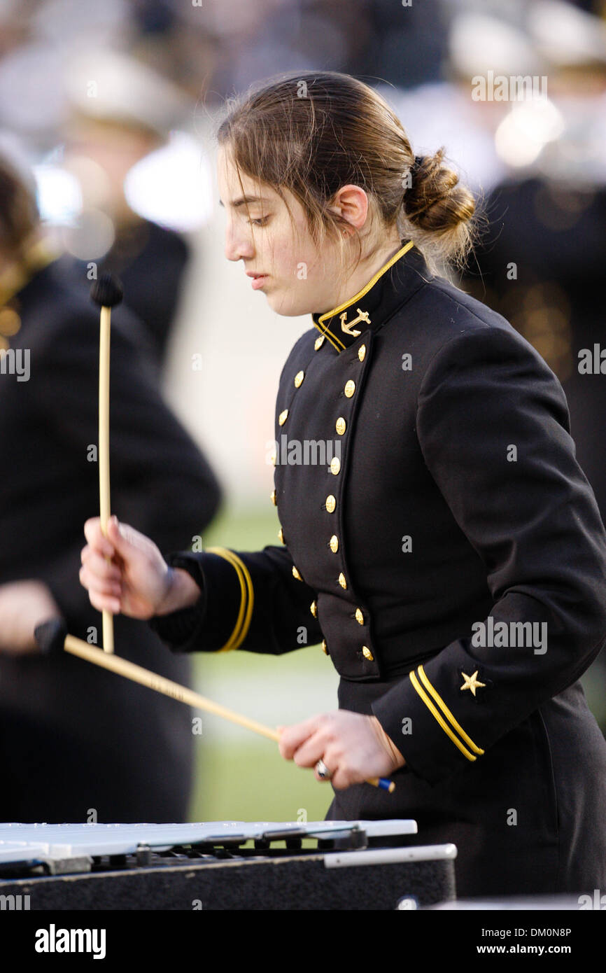 Dec. 12, 2009 - Philadelphia, Pennsylvania, U.S - 12 December 2009:  US Naval Academy band during football action in the game between the Army Black Knights and the Navy Midshipmen played at Lincoln Financial Field in Philadelphia, Pennsylvania.  Navy defeated Army 17-3 for their eighth straight win in the series. (Credit Image: © Alex Cena/Southcreek Global/ZUMApress.com) Stock Photo