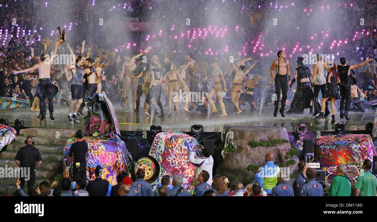 Closing Ceremony Paralympics 2024 Natty Viviana