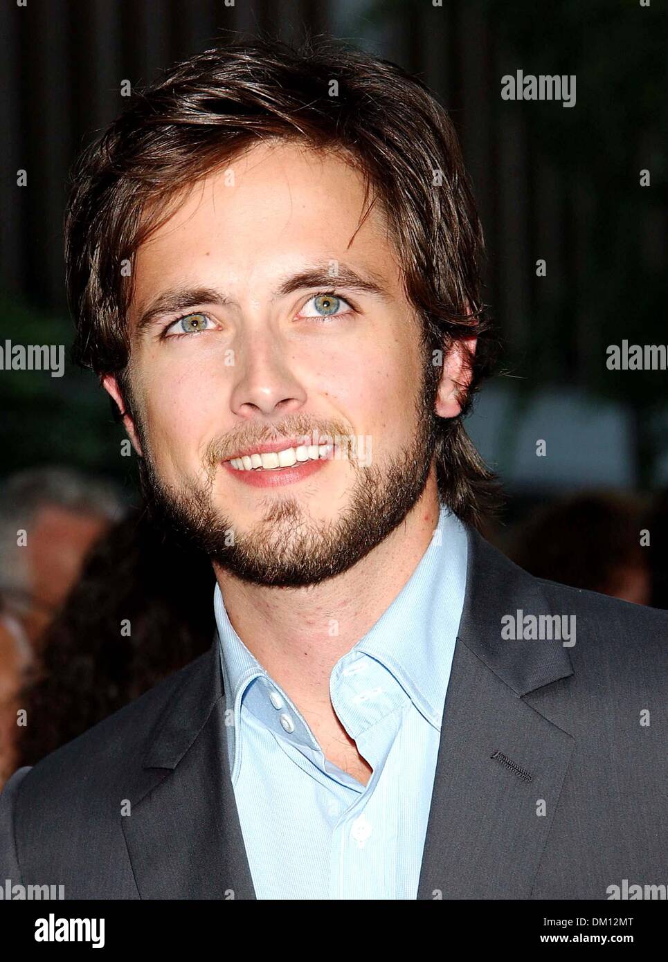 Justin chatwin hi-res stock photography and images - Alamy