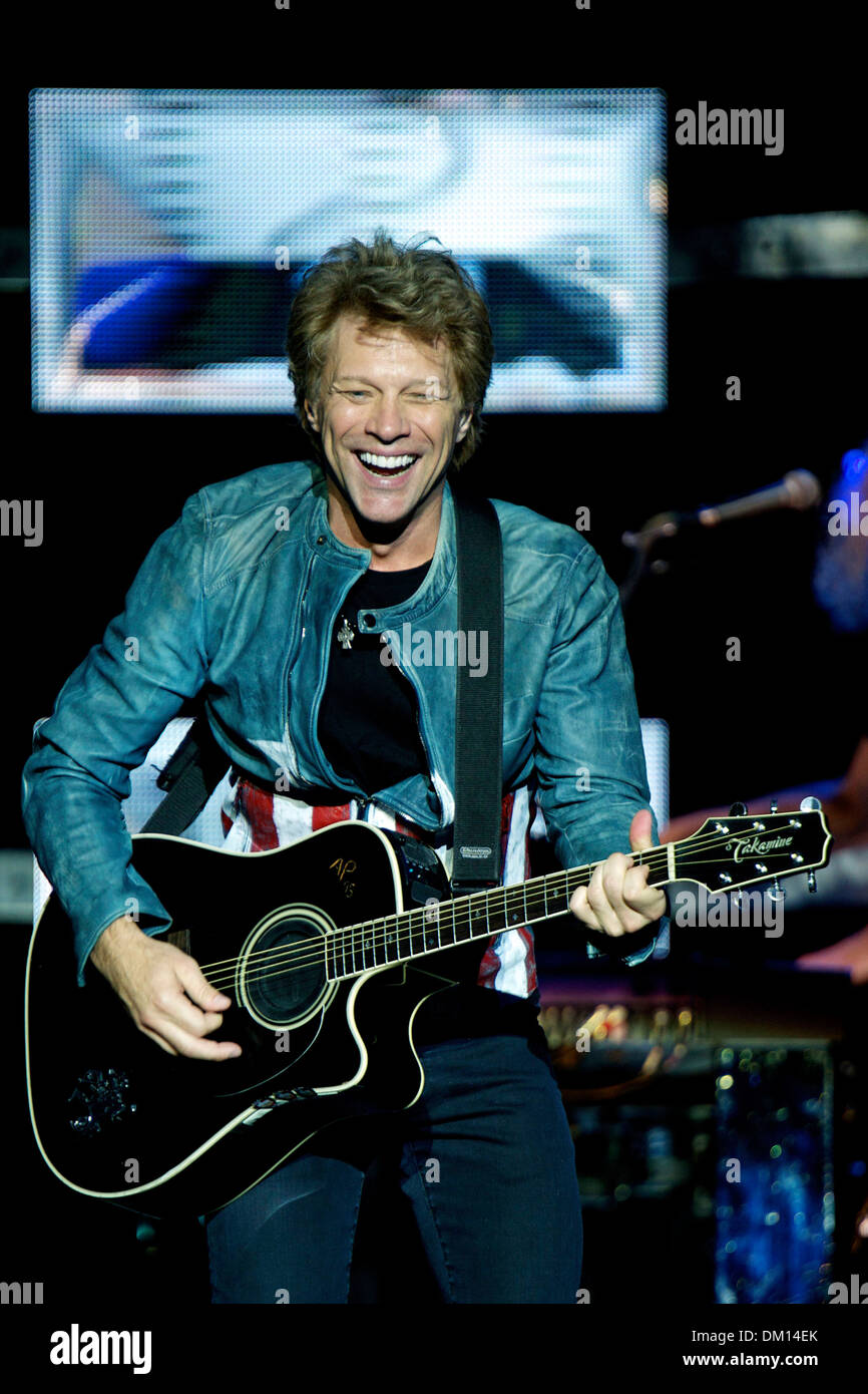 Singer Jon Bon Jovi (2013/06/27 Stock Photo - Alamy