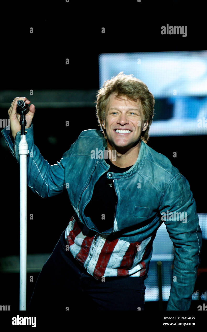 Singer Jon Bon Jovi (2013/06/27 Stock Photo - Alamy