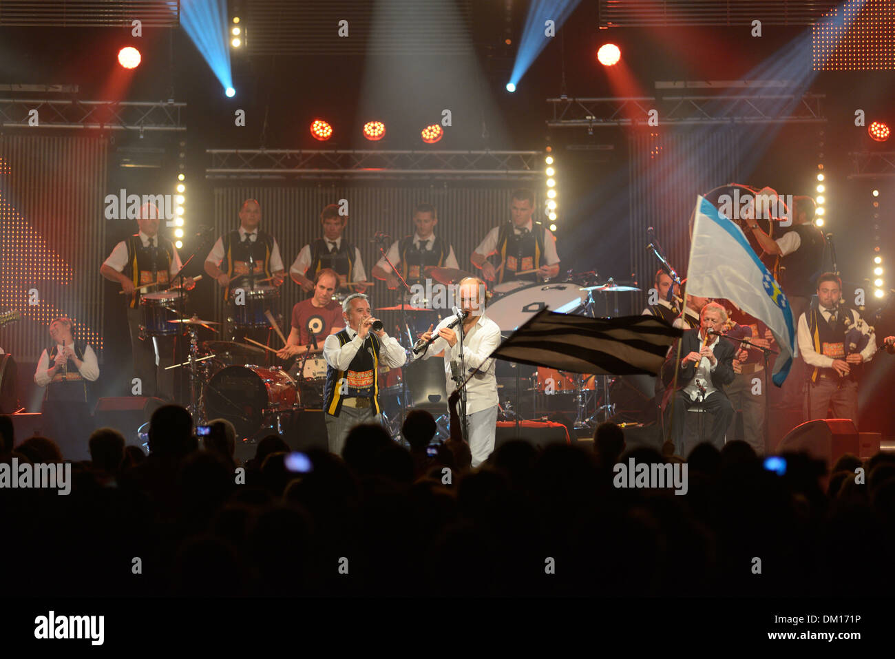 City of Quimper (Brittany) on 2013/07/23: Carlos Nunez in concert on the occasion of the "Festival de Cornouaille" (Cornwall Stock Photo
