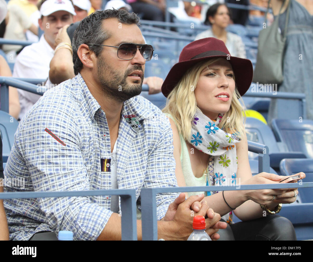 Natasha bedingfield and matt robinson hi-res stock photography and images -  Alamy