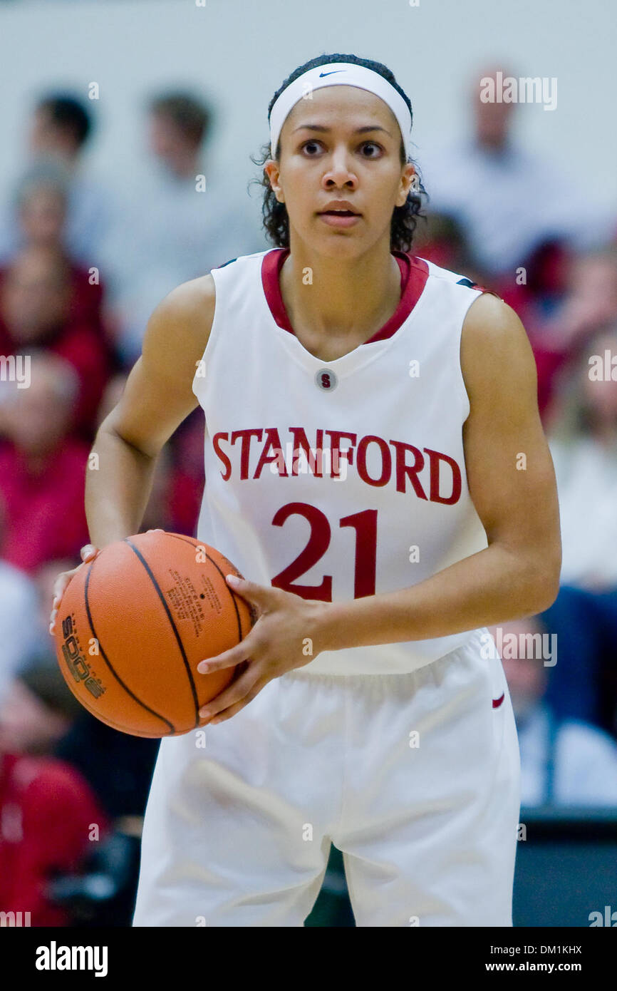 Stanford Guard Rosalyn Gold Onwude 21 Of Queens N Y During Game Action At The Maples Pavilion In Stanford Calif On Sunday December 15 2009 The Duke Blue Devils Lost Against The Stanford Cardinals