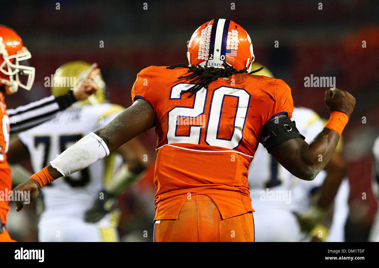 Clemson linebacker Brandon Maye #20 celebrates after a play during the first half of the Dr Pepper Atlantic Coast Conference Football Championship Game between the Georgia Tech Yellow Jackets and the Clemson Tigers being played at Raymond James Stadium in Tampa, FL. (Credit Image: © Chris Grosser/Southcreek Global/ZUMApress.com) Stock Photo