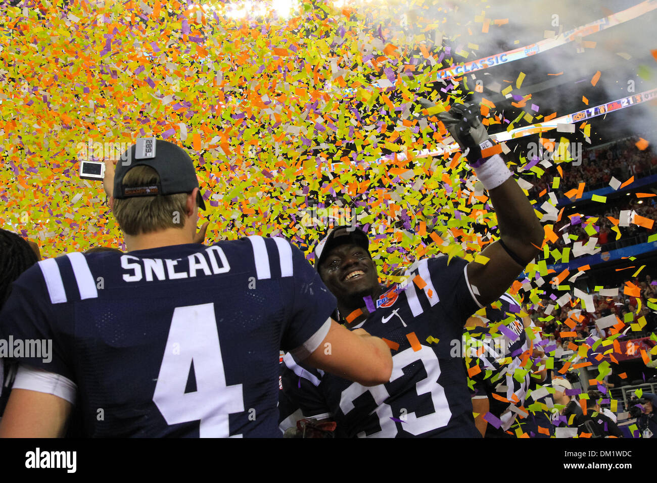 Ole Miss's Jevon Snead (4) and E.J. Epperson (33) celebrate after Ole ...