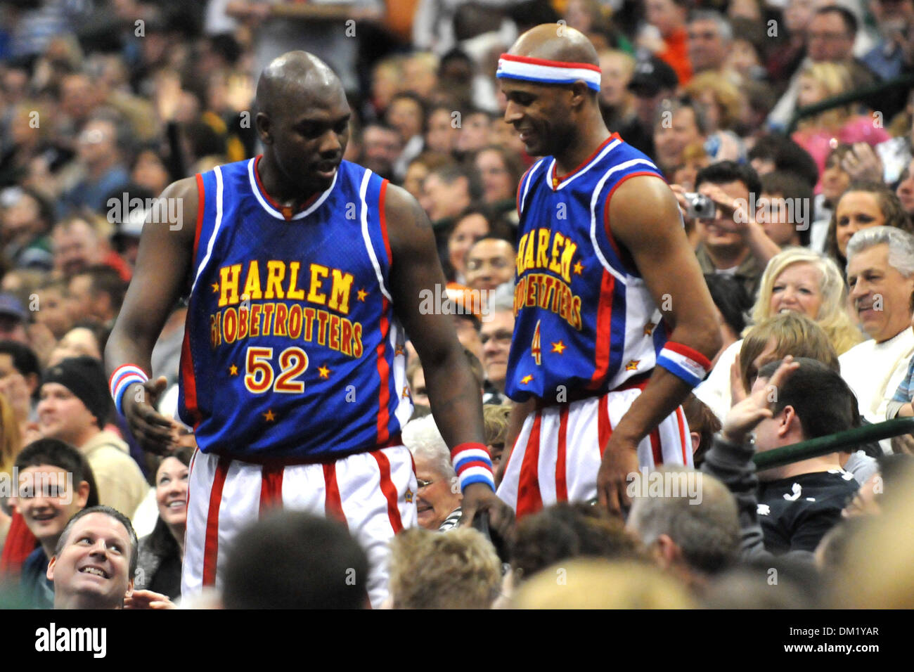Harlem Globetrotters Big Easy Lofton #52 and Flight Time Lang #4 during the  game against the Generals at the American Airlines Center in Dallas, TX.  The Globetrotters won 78-61. (Credit Image: ©
