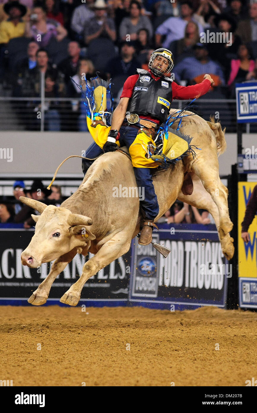 Valdiron De Oliveira and Code Blue during the PBR Built Ford Tough Series  Invitational at Cowboy Stadium in Arlington, TX. (Credit Image: © Patrick  Green/Southcreek Global/ZUMApress.com Stock Photo - Alamy
