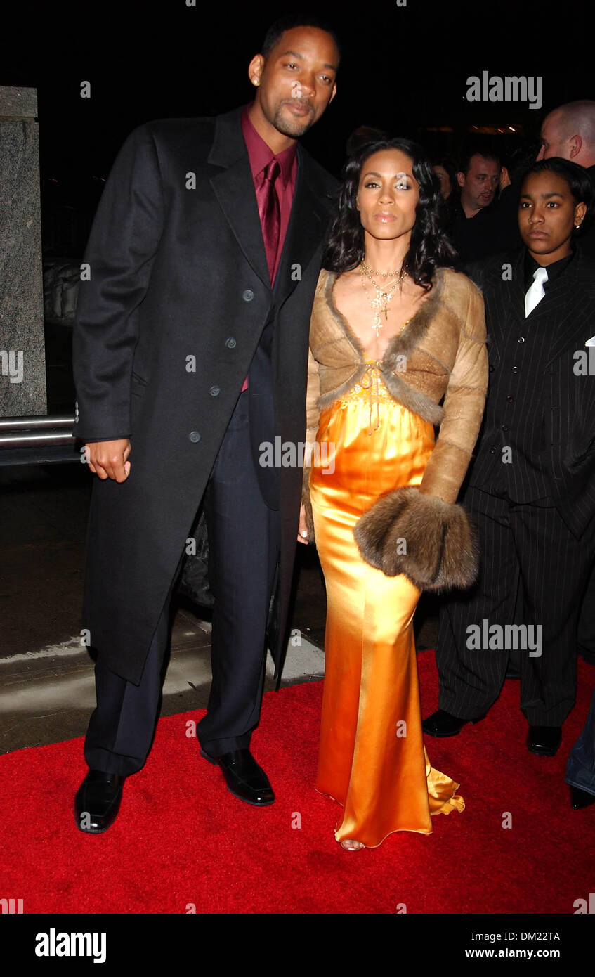 June 26, 2001 K41395AR.THE PREMIERE OF ''HITCH'' AT ELLIS ISLAND NEW YORK CITY 02032005 NEW