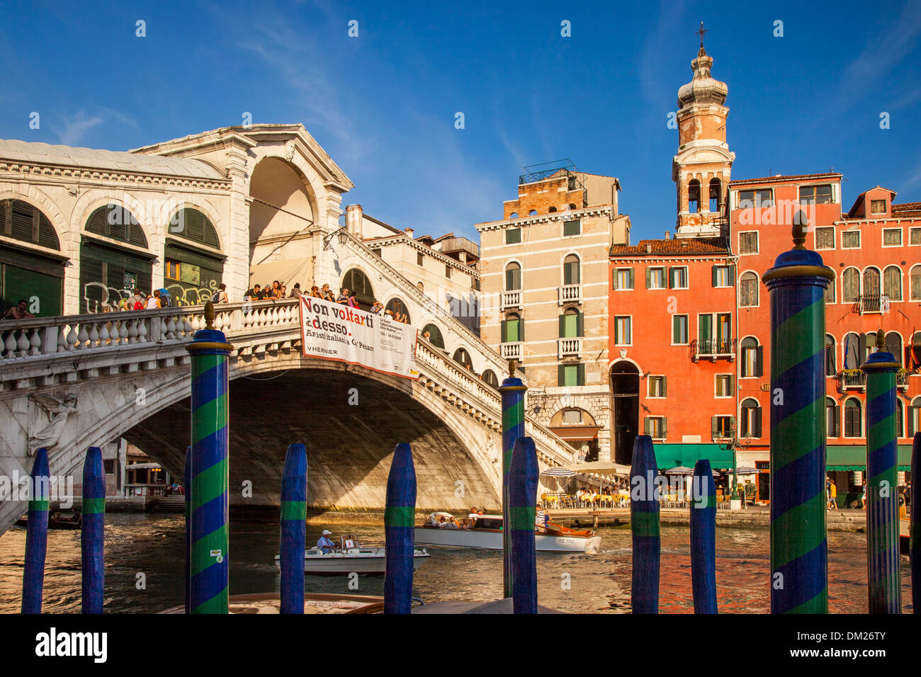 Rialto Bridge along the Grand Canal, Venice, Italy Stock Photo
