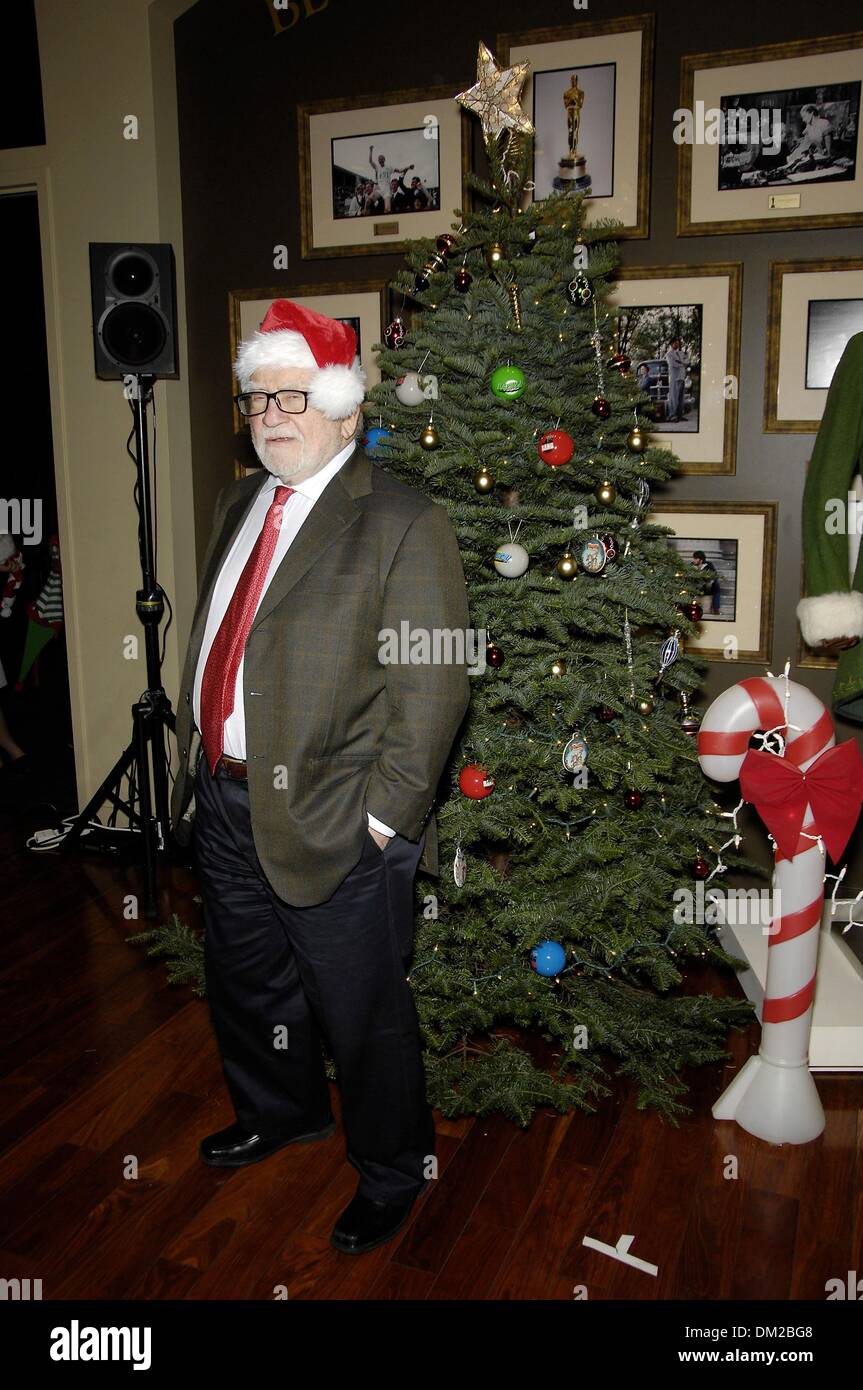 Burbank, CA, USA. 10th Dec, 2013. Ed Asner in attendance for Kick Off