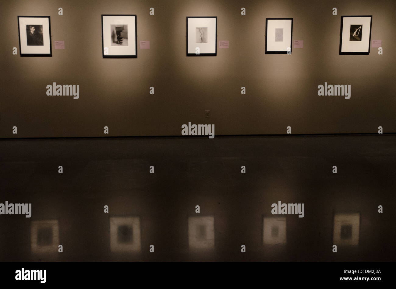 Photography work exhibition hi-res stock photography and images - Alamy